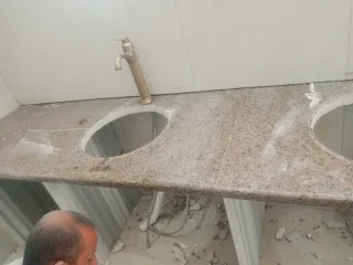 فني تركيب بلاط ورخام 10