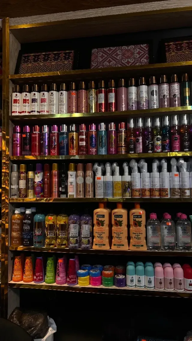 gold rose perfume shop 2