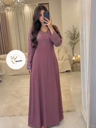 ✔️ هـالجمـال كُلـه✔️من أقوى موديلات الموسم✔️ متوفر جميع الأحجام لغاية وزن 100✔️قماش ك 4