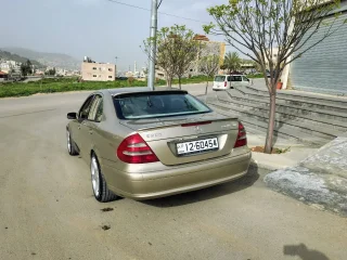 مرسيدس E200 3