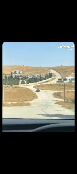 ارض بالمفرق مساحة ٦٤١ 5
