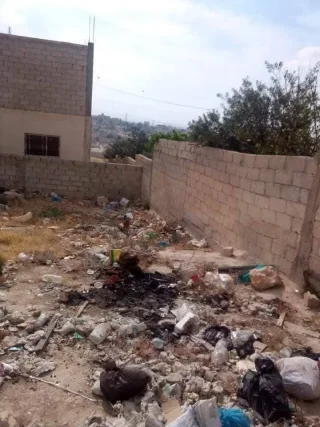 ارض للبيع في قرية ابو صياح