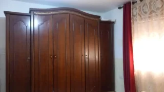 غرفه نوم خشب بلوط بدون الفرشه للبيع موجوده بيت في انا سكان الحصن مقابل مسجد صدام 4