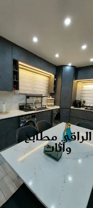 مطبخ مودرن من خشب اللامنيت الاسباني