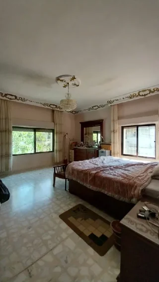 🏡 عمارة بقوشان مستقل للبيع في رأس العين – حي الدبابية | شقق مؤجرة