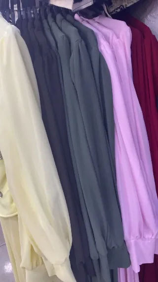 🎀🎀🎀🎀🎀فستان صبايا شيفون قطعتين مبطن سايز ٣٨ لل٤٤السعر 27دينارع 3maram
