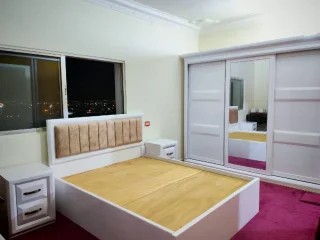 مشغل أبو يقين لدهان الموبيليا 13