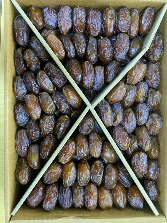 سوق التمور 2