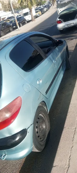 بيجو 206 اتوماتيك موديل 2001 للبيع المستعجل 3