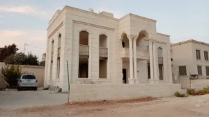 فيلا شبه القصر