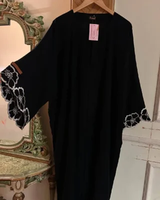 اي عباية داخل البوست 15 دينار شامل التوصيل 12