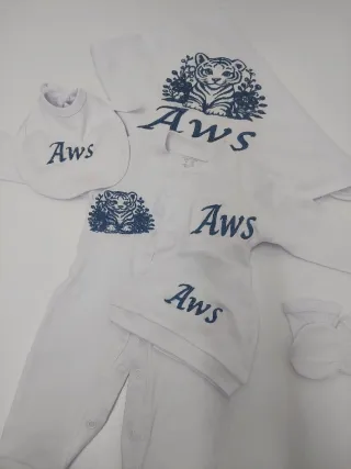 👶✨ الدلال والراحة لطفلك في طقم واحد متكامل! ✨👶شاهدي الصور وتخيلي طفلك محاطاً بنعو