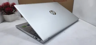 Laptop HP PAVILLION 2