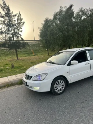 سيارة متسوبيشي لانسر GLX للبيع 3