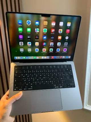MacBook M1 Pro للبيع المستعجل