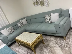 طقم كورنر و طاولة سفرة للبيع 2