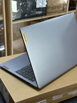 لابتوب لينوفو أحدث إصدار بحالة شبه جديدة (استعمال مرتين فقط) 💥💻 6