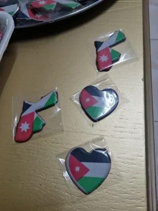 رقائق الشوكولاته مطبوعة عليها علم 6