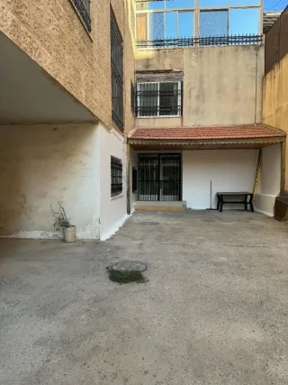 شقه فارغة لايجار ضاحية الرشيد قرب البوابه الشماليه للجامعه الاردنيه