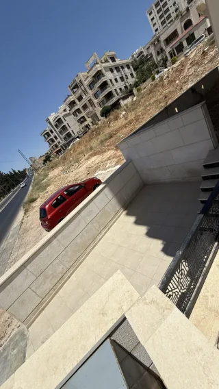 شقة ارضية للبيع في عمان طريق المطار شارع الخدمة الغباشية قرب مطعم بوراك التركي 5