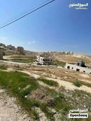 قطعة أرض نص دونم (500 متر) للبيع في منطقة راقية وهادية جداً بأبو علندا 4