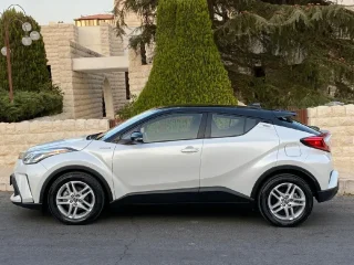 للبيع تويوتا C-HR LE هايبرد 2023 — سعر لقطة30 ألف كم فقط | مواصفات خليجية 3