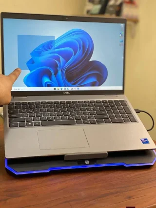 لابات توب مستعمله للبيع 10
