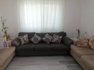 طقمين كنب للبيع 4