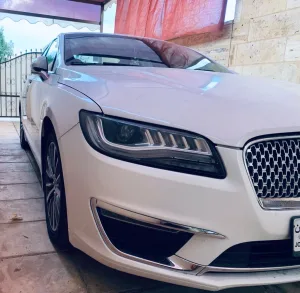 Lincoln MKZ Hybrid 2019 مميزة جدا  للبيع 2