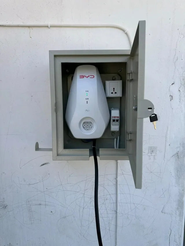 EV POINT & SOLAR ENERGY 5