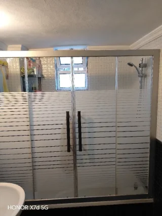 باب حمام شاور سيكوريت عرض 160 ارتفاع 150