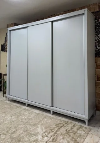غرفة نوم ماستر modern 🛌✨ 📌فل لاتيه 18 و زان 🪵📌عمق 60_سم 👌📌لون مميز 🩶✨📌سكك هايدرو 7