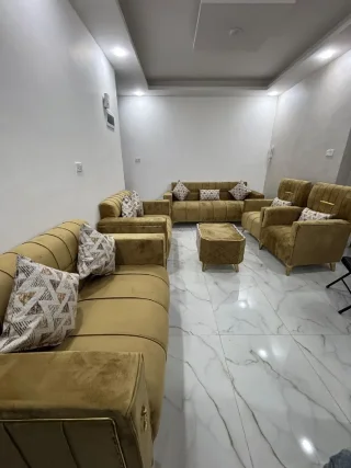 بسم الله ماشاءالله...طقم كنب مودرن 9 مقاعد خشب سويد ولاتيه 🛋️ قماش تركي مخمل سفنج 7
