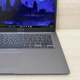 لابتوب به جديد بكفالة  6   أشهر