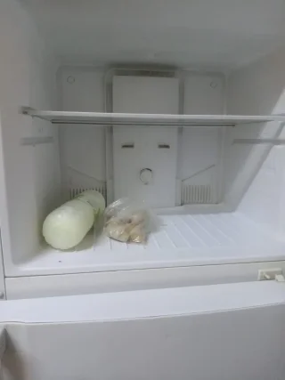 ثلاجة 4
