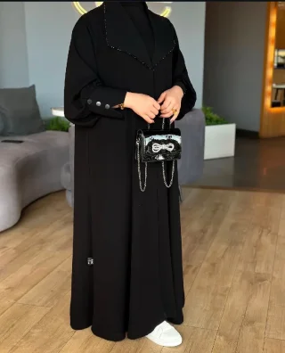 اي عباية داخل البوست 15 دينار شامل التوصيل 3