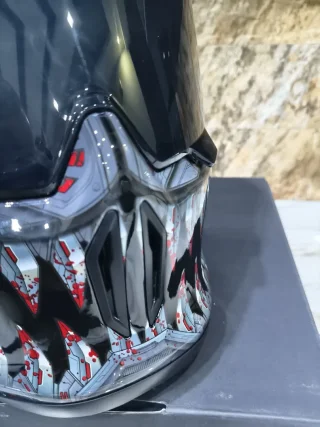 خوذة اصلية Ruroc EOX قياس M 8