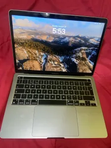 macbook pro 2022 3