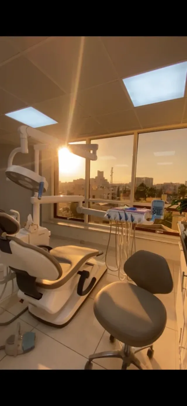 Dr Mohammed Abusbeit Dental clinic 4