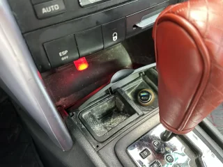 سياره بيجو للبيع اربد كشف سيارات للبيع