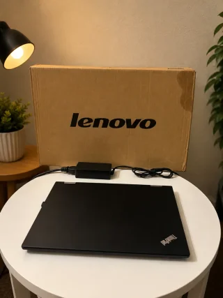 Lenovo ThinkPad X13 Yoga 4