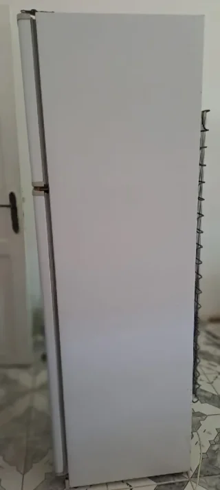 ثلاجه مستعمل نظيف جدااا