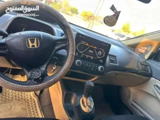 هوندا سيفيك 2006 قير عادي للبيع او البدل على هايبرد بنفس القيمة او لانسر حديثة 12