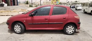 بيجو 206 للبيع او للبدل على قير اتوماتيك 4