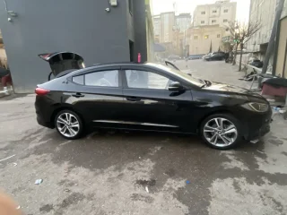 هيونداي AD 2018 3