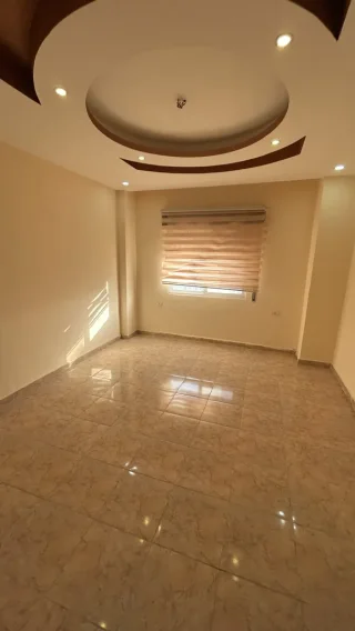 شقة سكنيه للايجار مميزه اطلاله فخمه جدا اربد