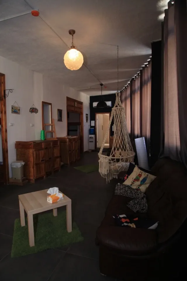 The Cabin Hostel 9