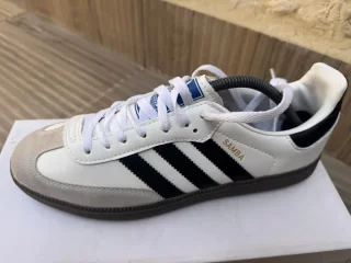SAMPA shoes