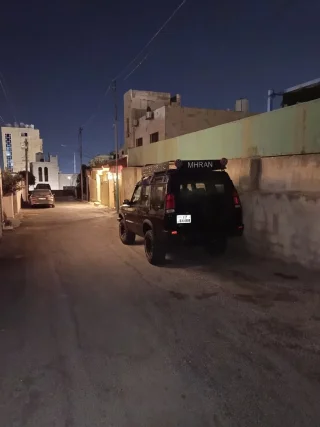 لاند روفر ديسكفري مجهز بالكامل بسعر مغري