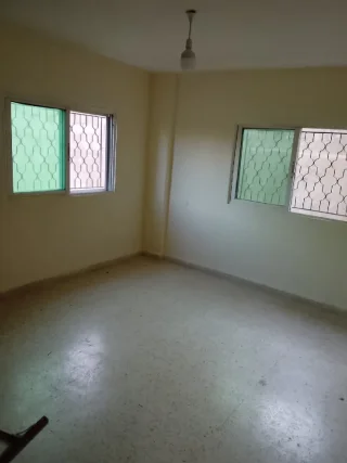 بيت للبيع في منطقه الصناعه النزهه عند مدرسه عبد الحميد شرف بسعر مناسب ٣غرف ومطبخ 7